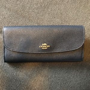 Navy Coach Crossgrain Soft Leather Wallet